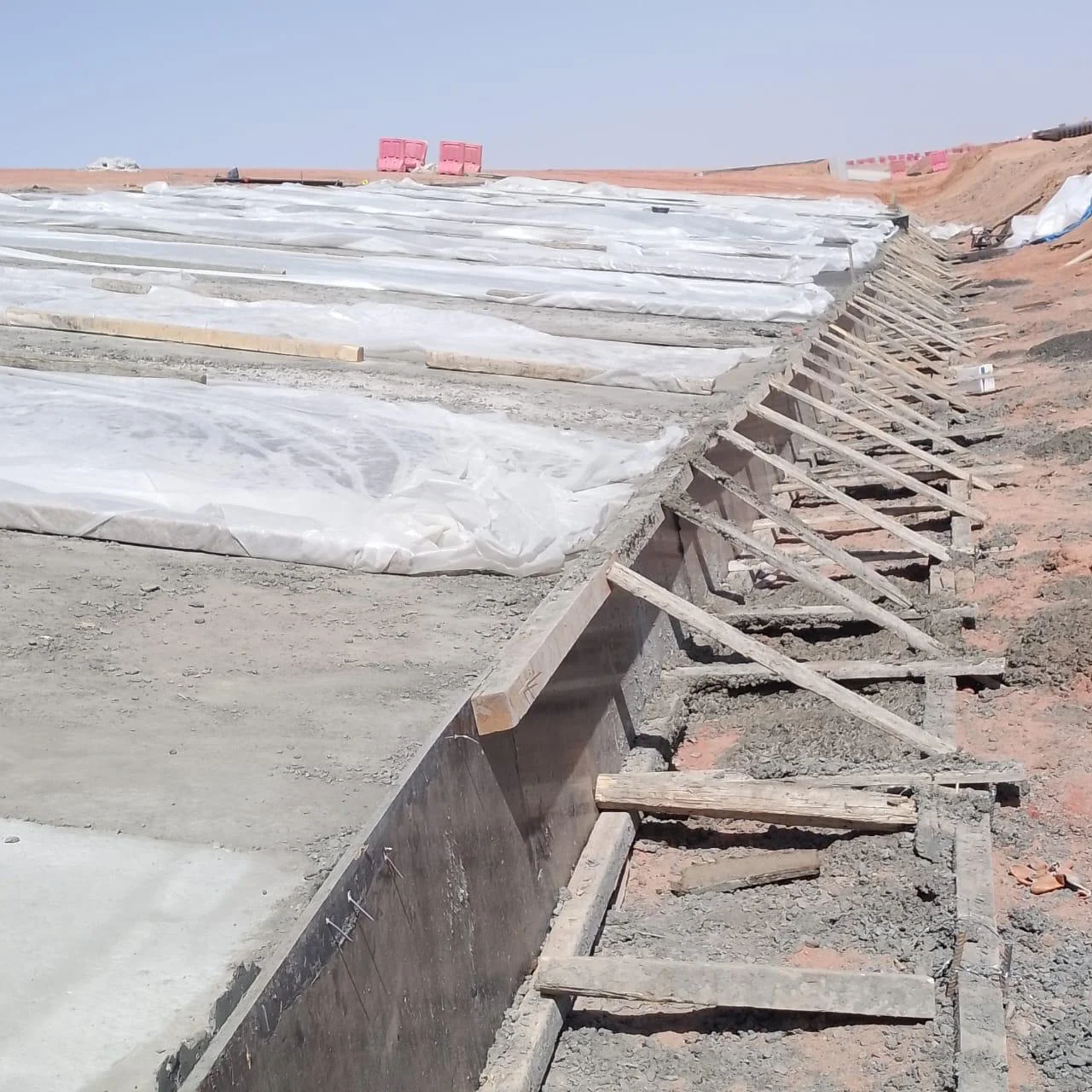 تفاصيل العناصر الخرسانية